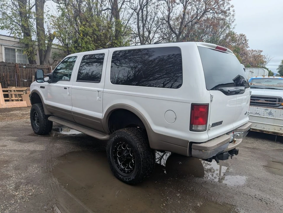 2000 Ford Excursion - Image 3 of 19
