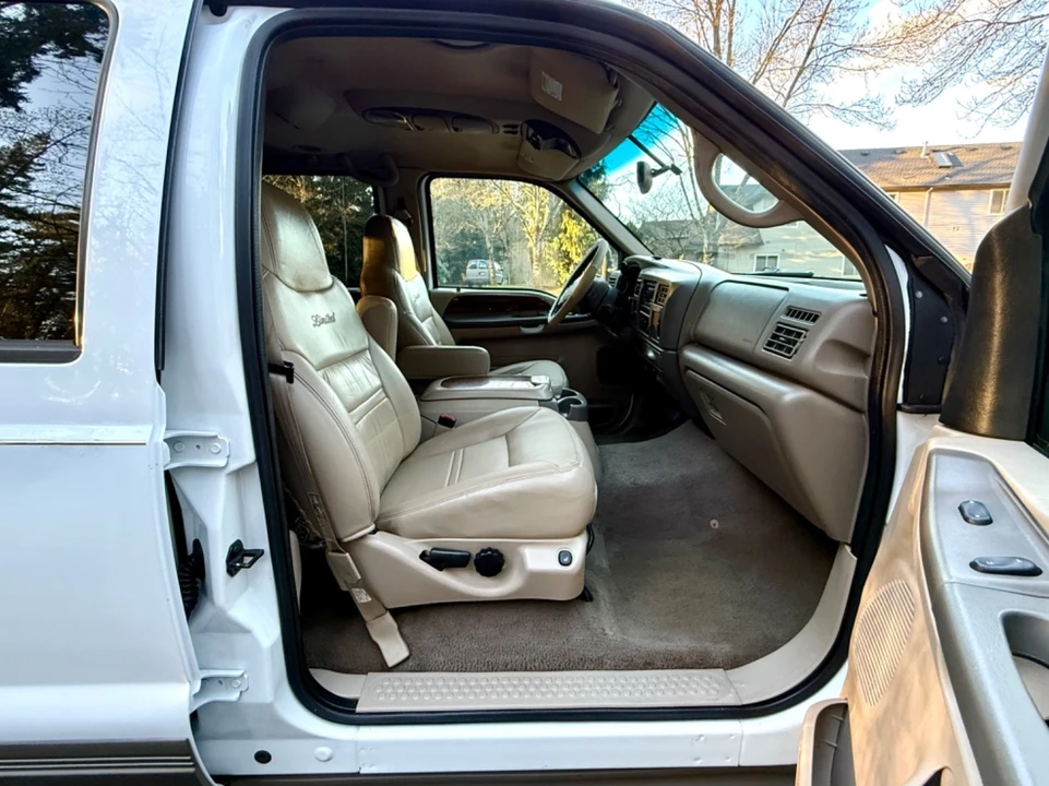 2000 Ford Excursion - Image 21 of 21
