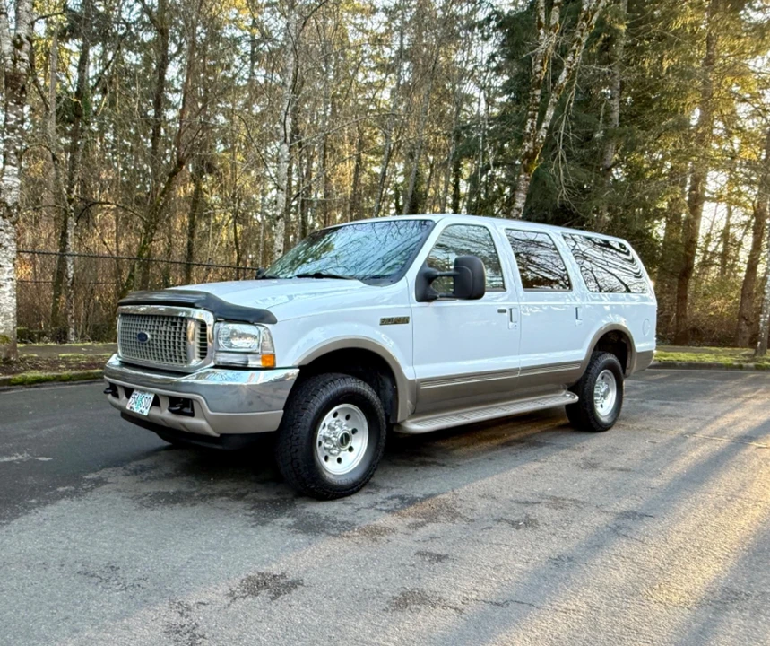2000 Ford Excursion - Image 2 of 21