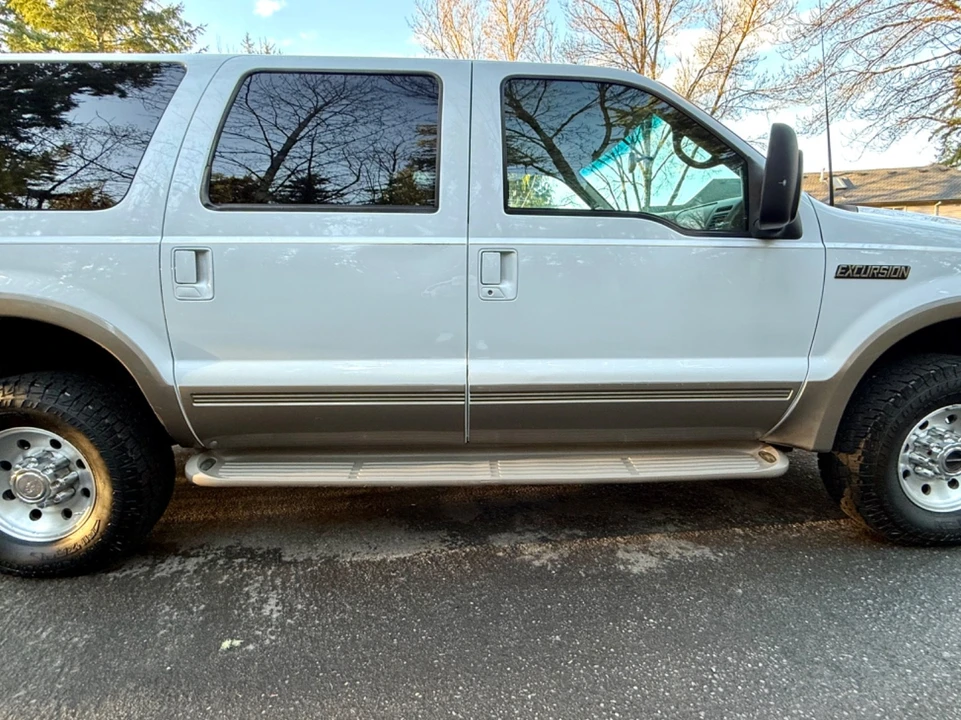 2000 Ford Excursion - Image 16 of 21