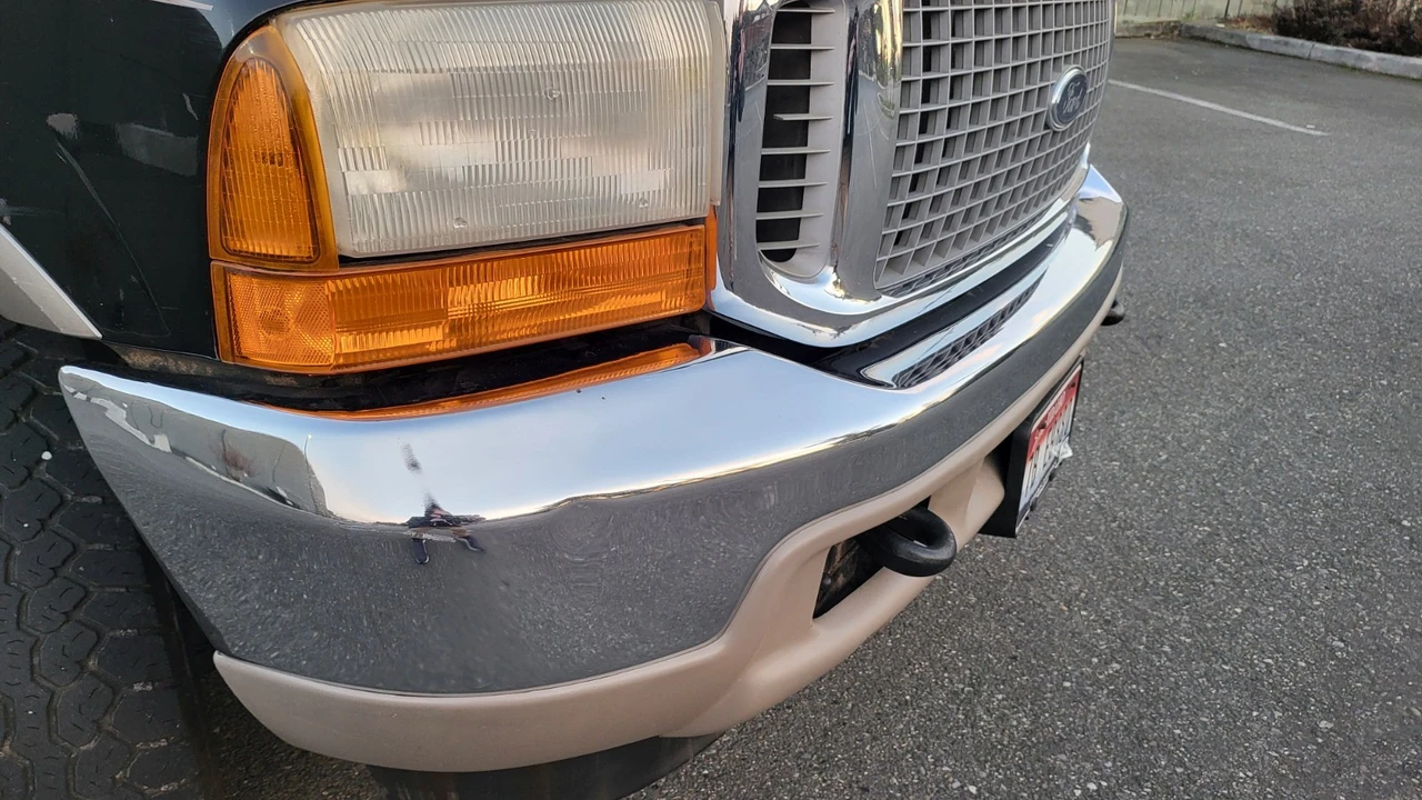 2000 Ford Excursion - Image 16 of 21