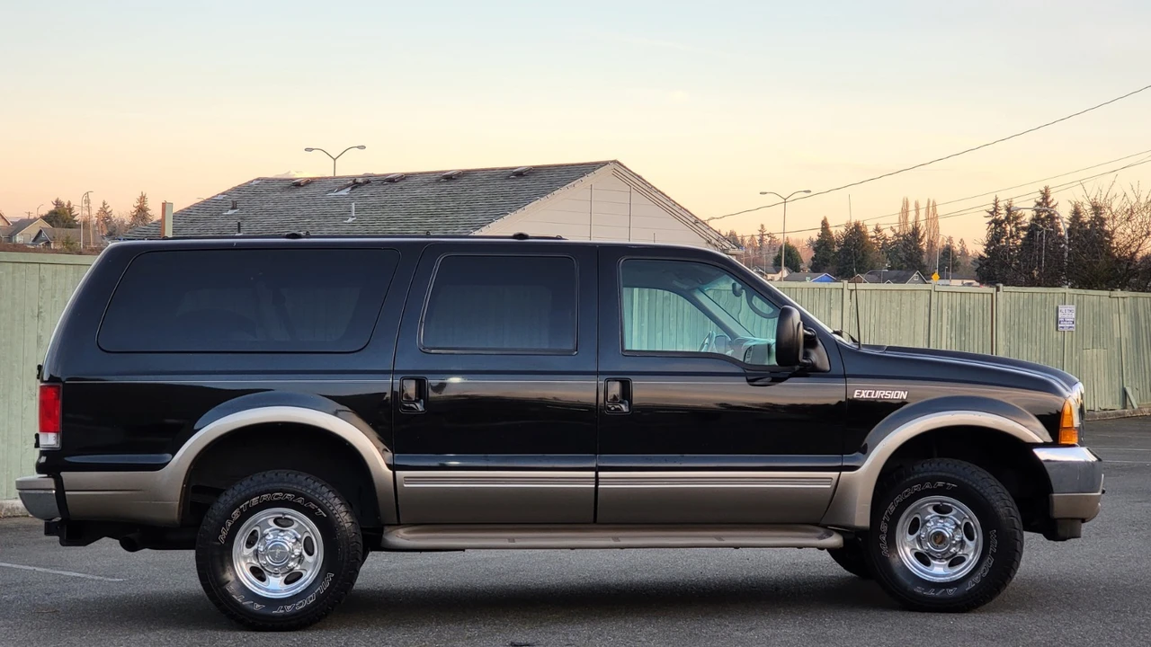 2000 Ford Excursion - Image 6 of 21