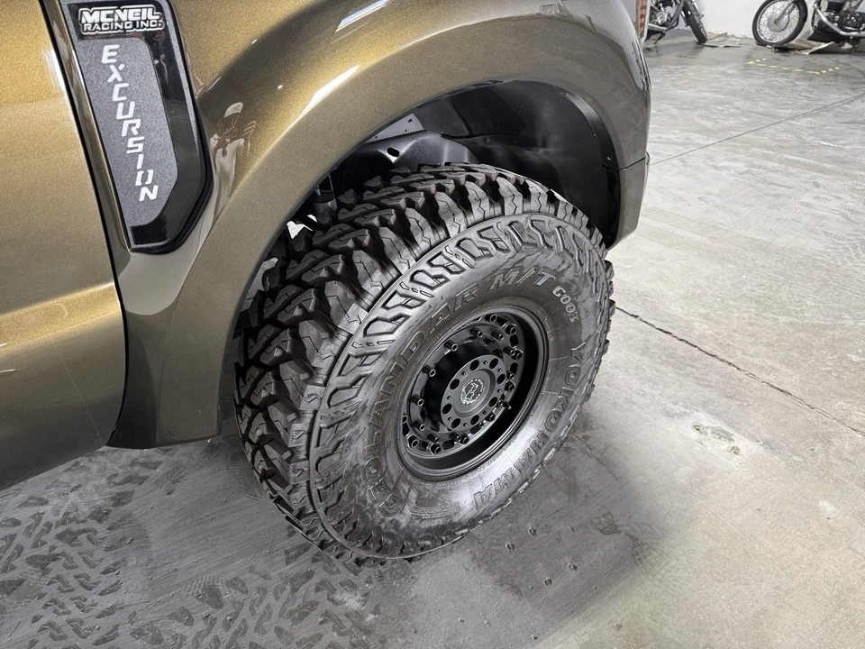 2000 Ford Excursion - Image 16 of 21
