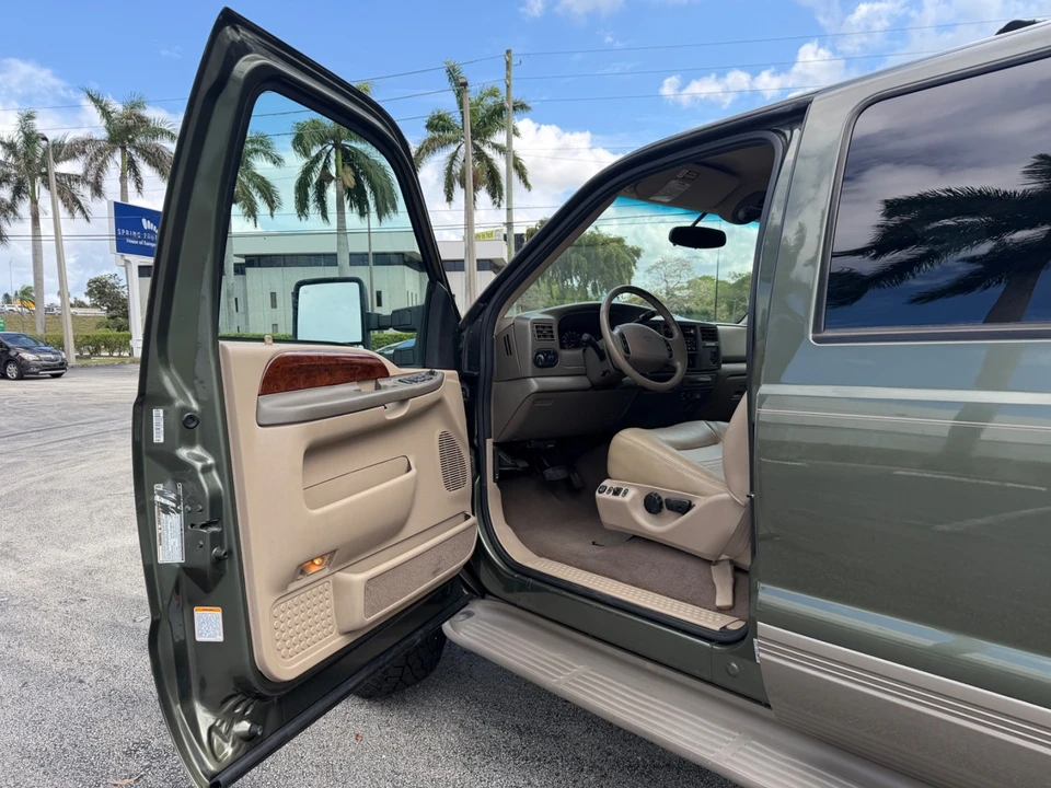 2000 Ford Excursion - Image 14 of 31