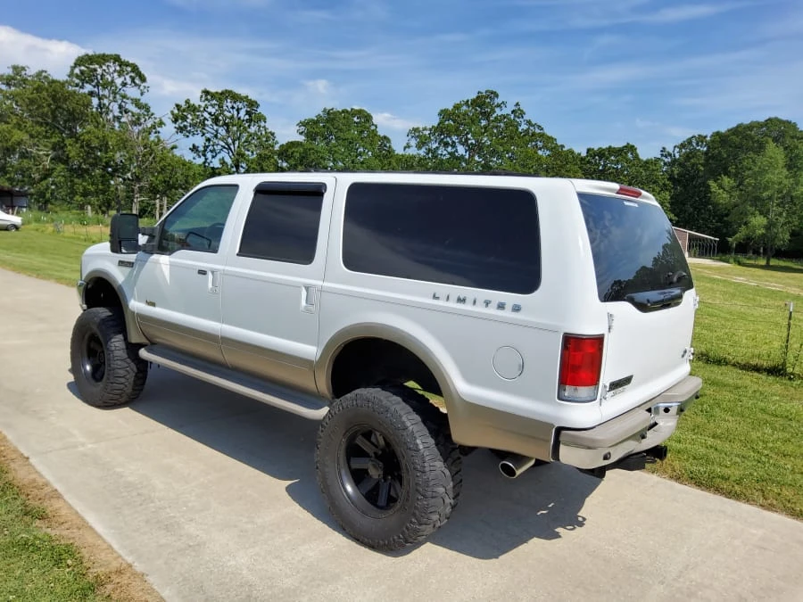 2000 Ford Excursion - Image 2 of 9