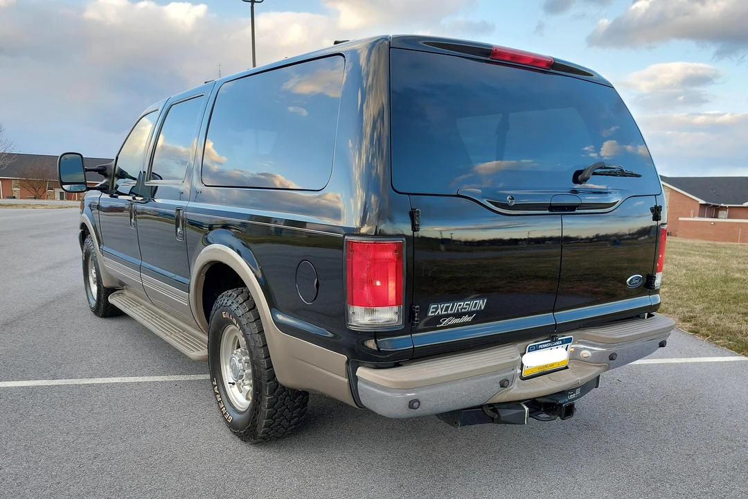 2000 Ford Excursion - Image 13 of 31