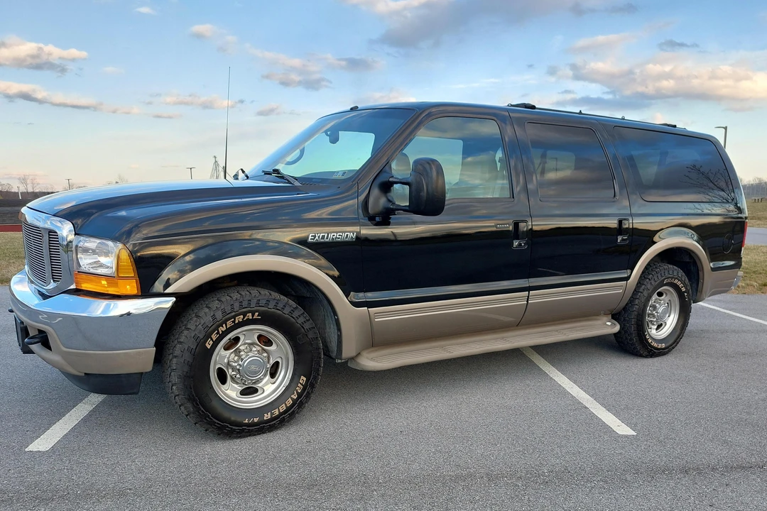 2000 Ford Excursion - Image 9 of 31