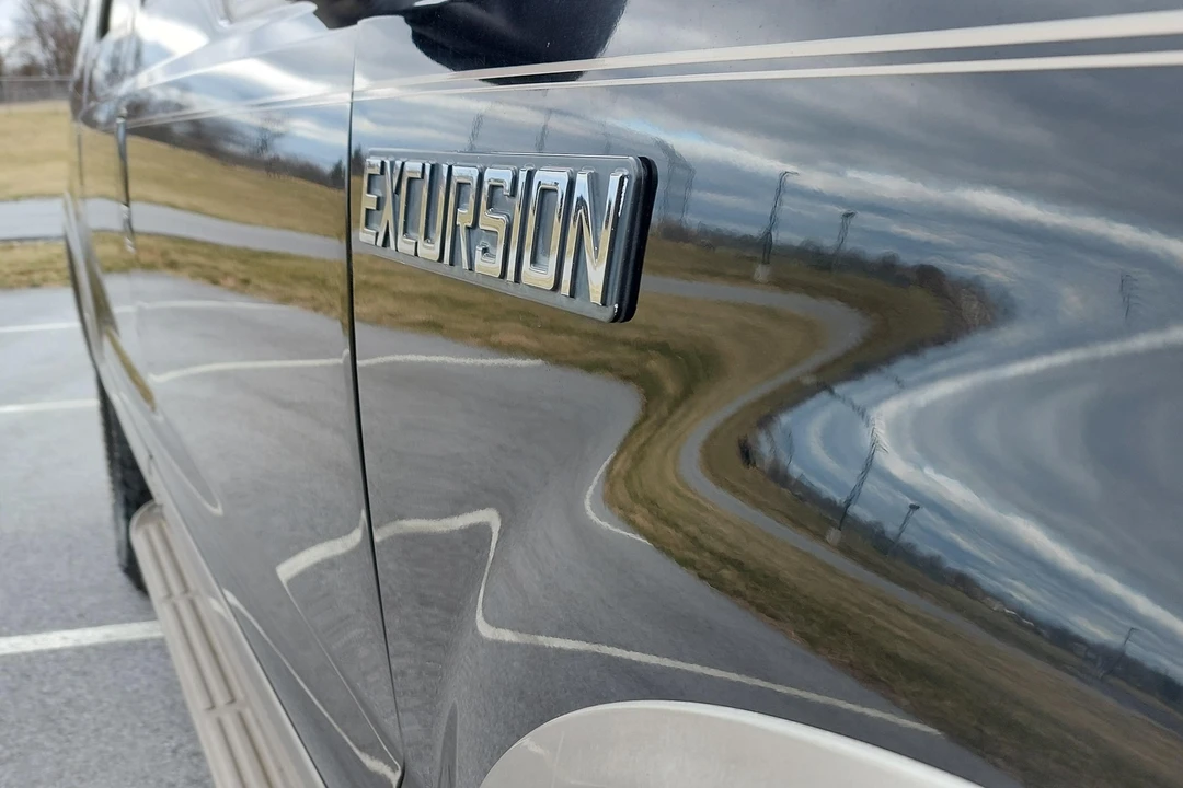 2000 Ford Excursion - Image 29 of 31