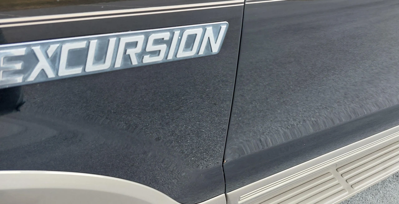 2000 Ford Excursion - Image 28 of 31