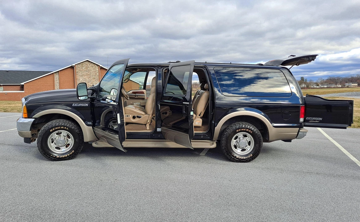 2000 Ford Excursion - Image 21 of 31