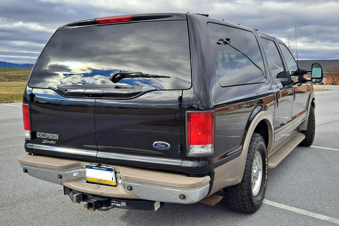 2000 Ford Excursion - Image 5 of 31