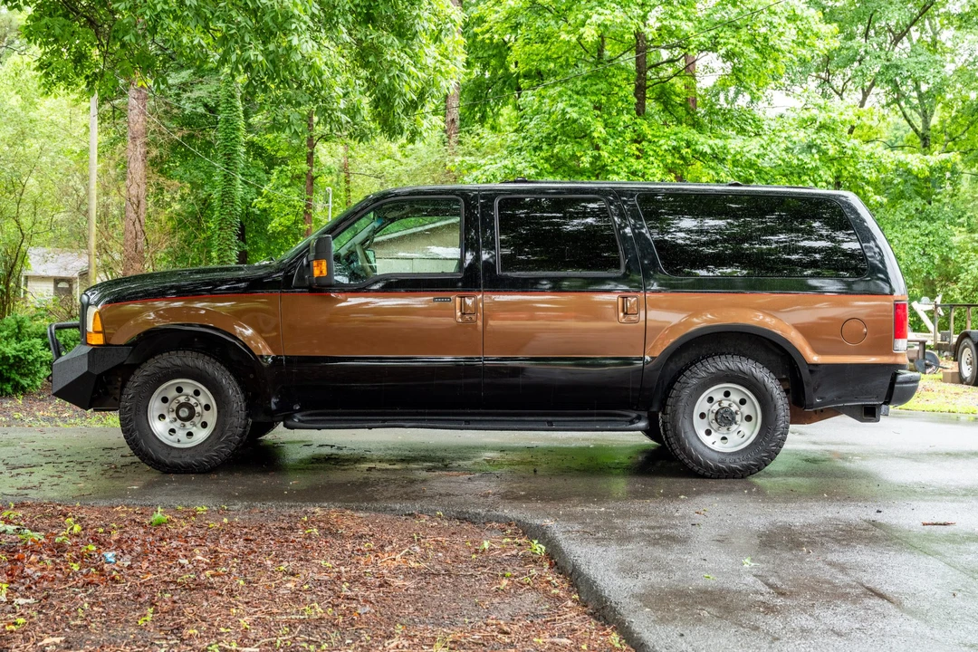 2000 Ford Excursion - Image 9 of 31