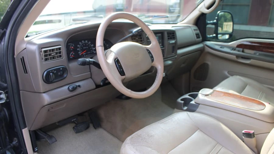 2000 Ford Excursion - Image 4 of 15