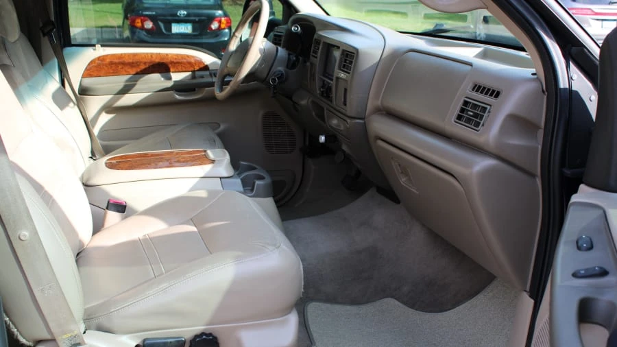 2000 Ford Excursion - Image 9 of 15