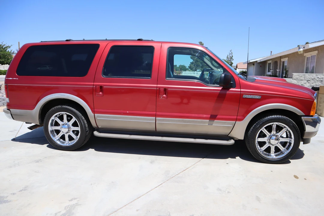 2000 Ford Excursion - Image 3 of 5