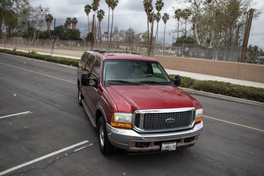 2000 Ford Excursion - Image 15 of 31