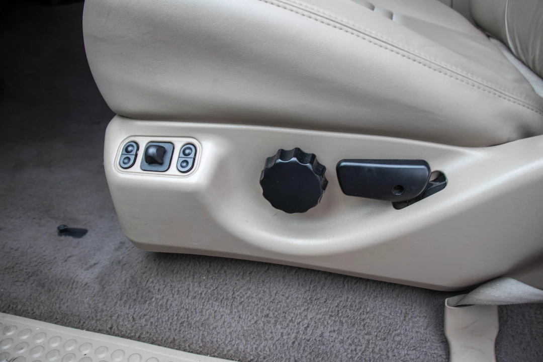 2000 Ford Excursion - Image 22 of 31