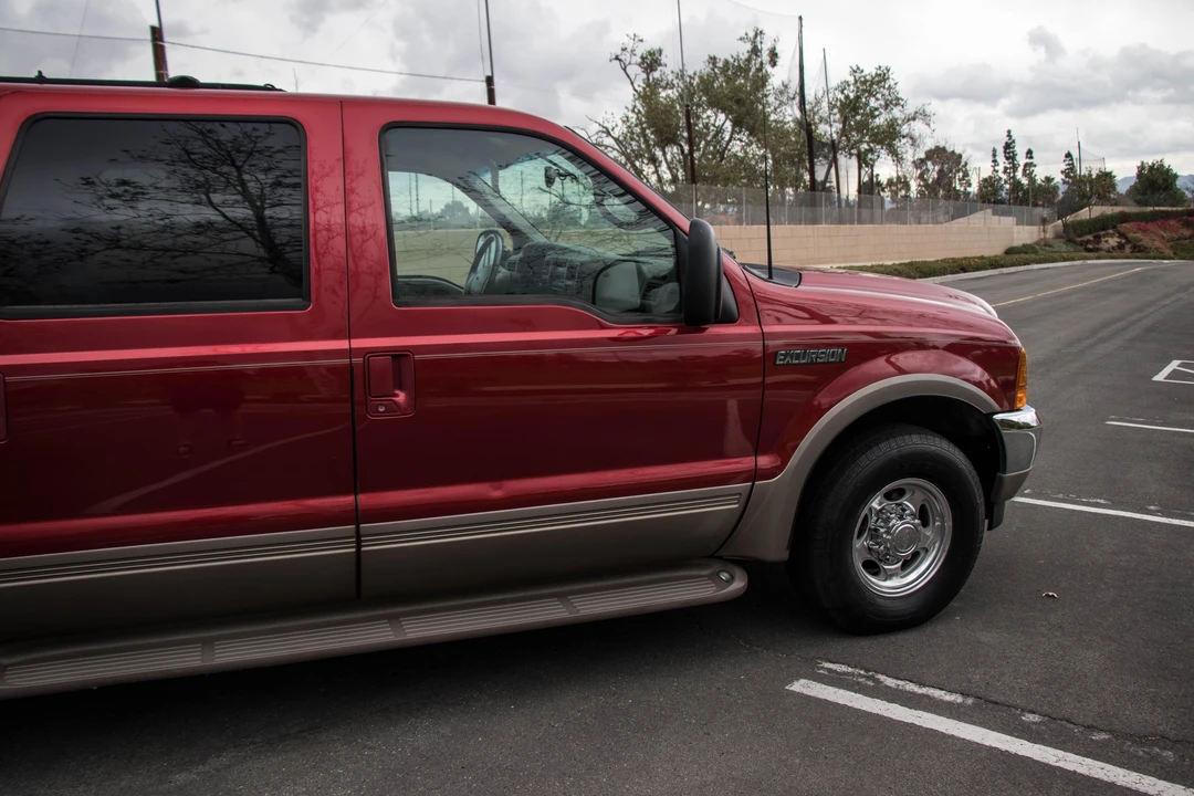 2000 Ford Excursion - Image 14 of 31
