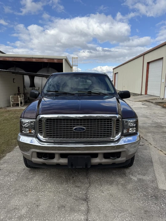 2000 Ford Excursion - Image 3 of 17