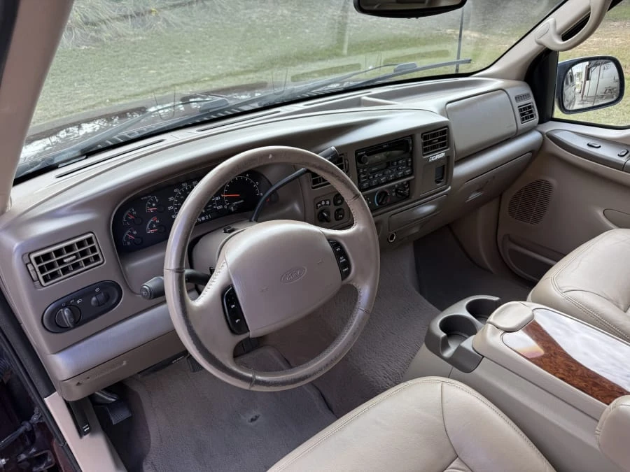 2000 Ford Excursion - Image 8 of 17