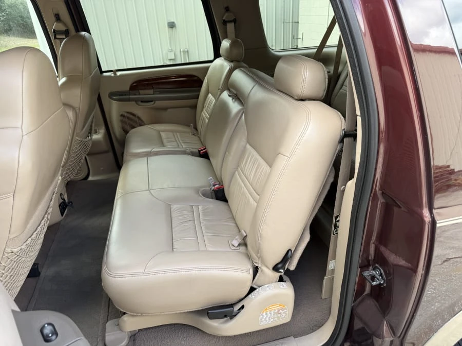 2000 Ford Excursion - Image 11 of 17