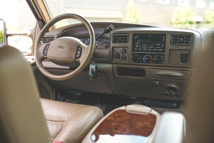2000 Ford Excursion - Image 5 of 31