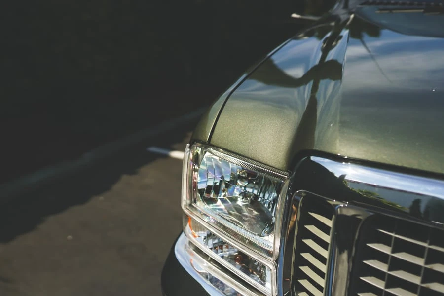 2000 Ford Excursion - Image 9 of 31