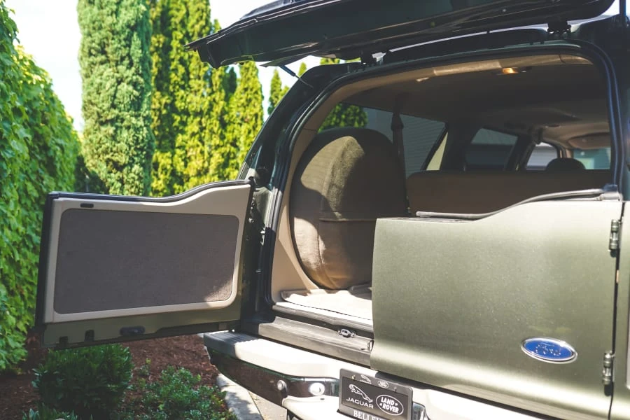 2000 Ford Excursion - Image 16 of 31