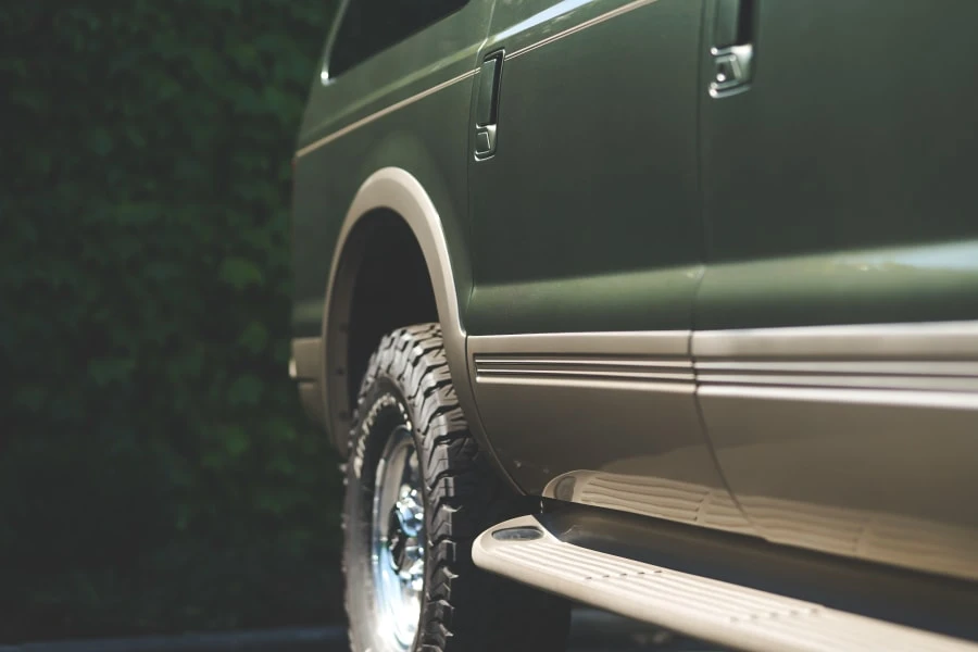 2000 Ford Excursion - Image 21 of 31