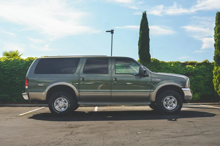 2000 Ford Excursion - Image 24 of 31