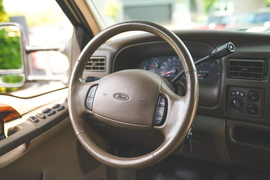 2000 Ford Excursion - Image 26 of 31