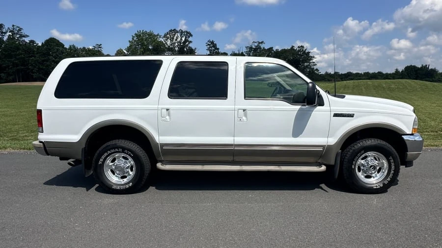 2000 Ford Excursion - Image 10 of 30