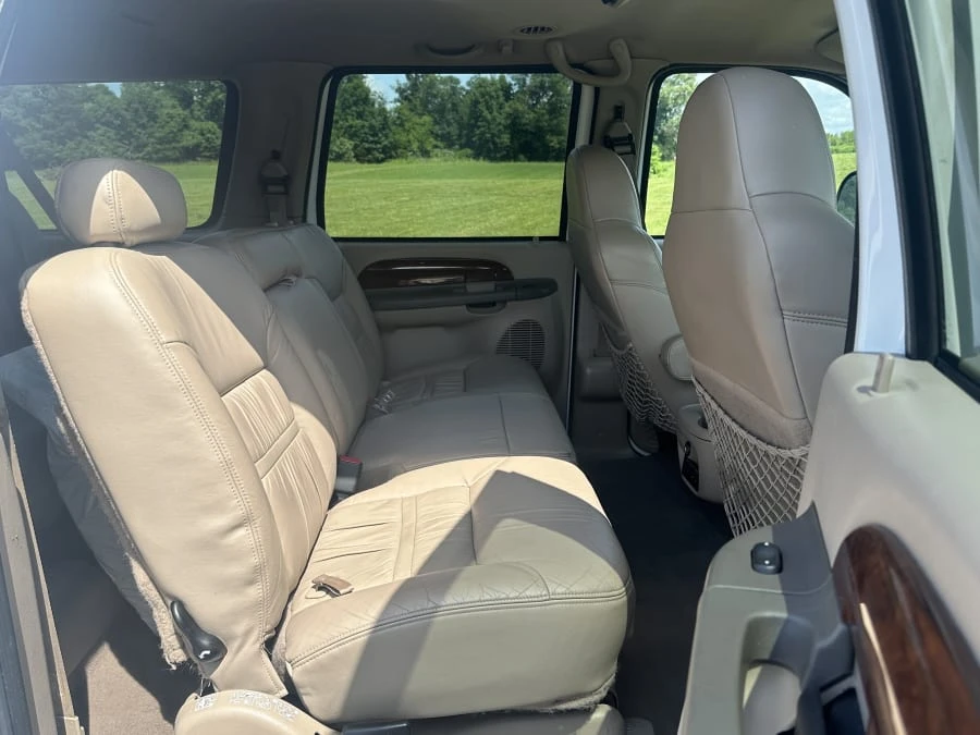 2000 Ford Excursion - Image 13 of 30