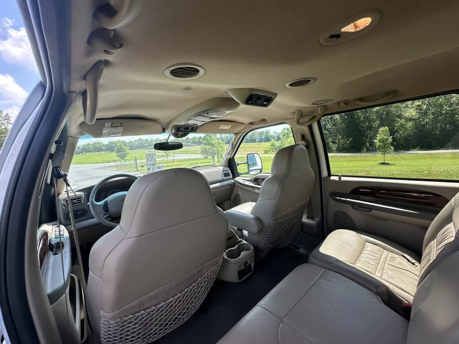 2000 Ford Excursion - Image 20 of 30