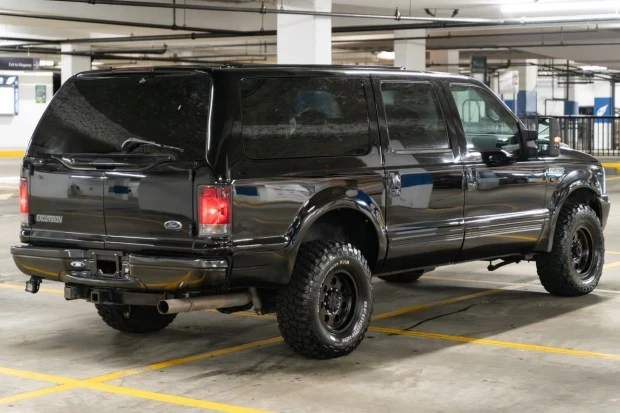 2000 Ford Excursion - Image 3 of 7