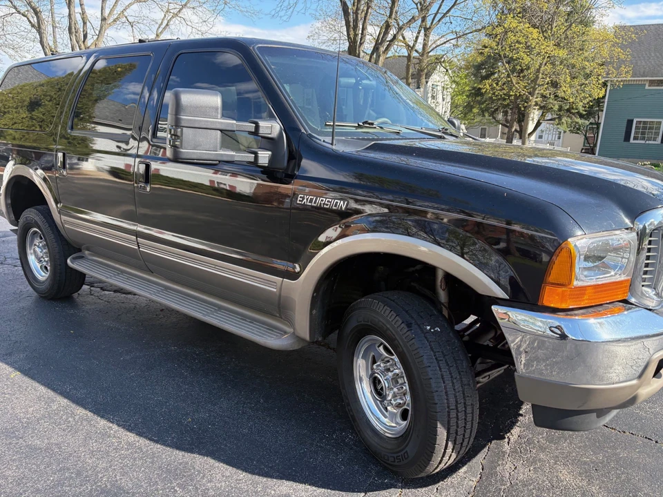 2000 Ford Excursion - Image 9 of 31