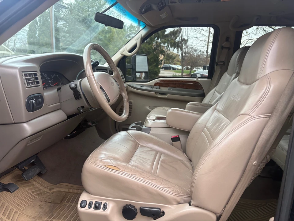2000 Ford Excursion - Image 26 of 31