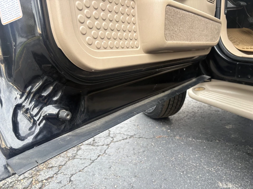 2000 Ford Excursion - Image 30 of 31