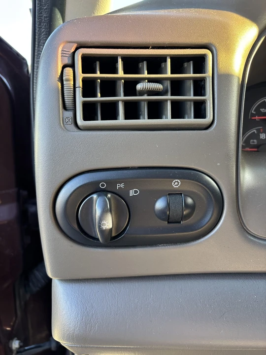 2000 Ford Excursion - Image 30 of 31