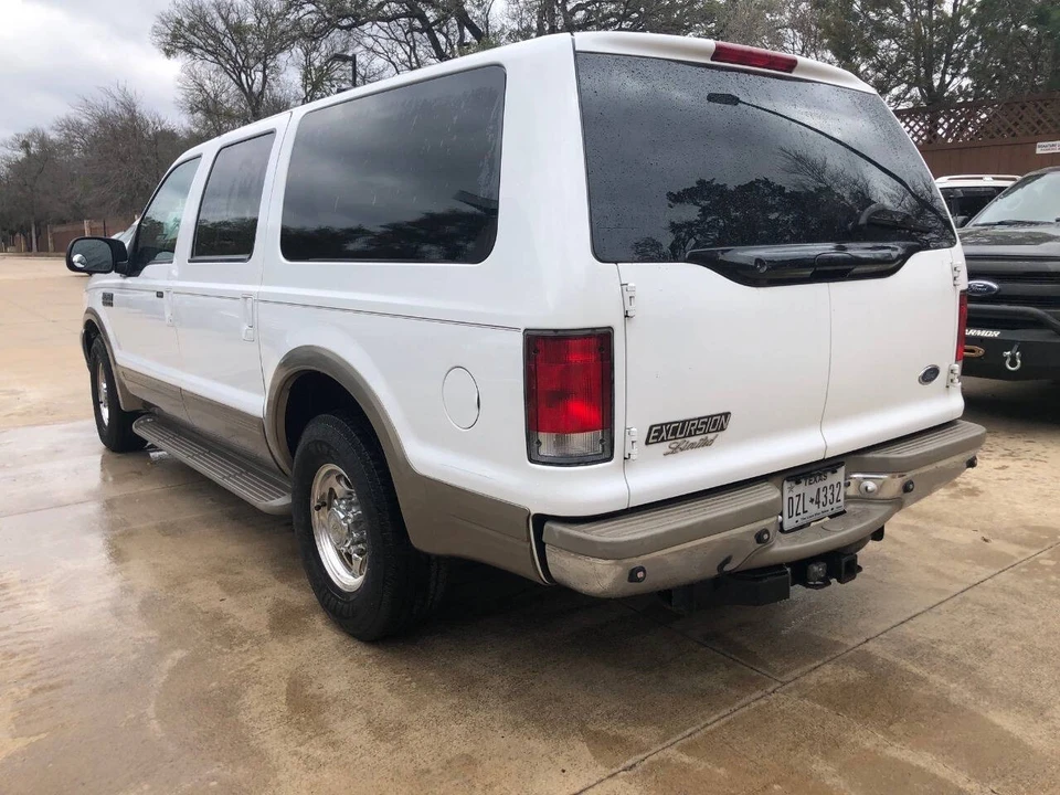 2000 Ford Excursion - Image 10 of 20