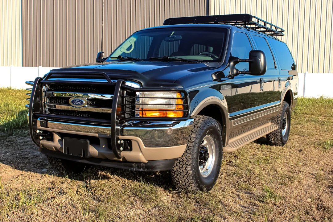 2000 Ford Excursion - Image 9 of 31
