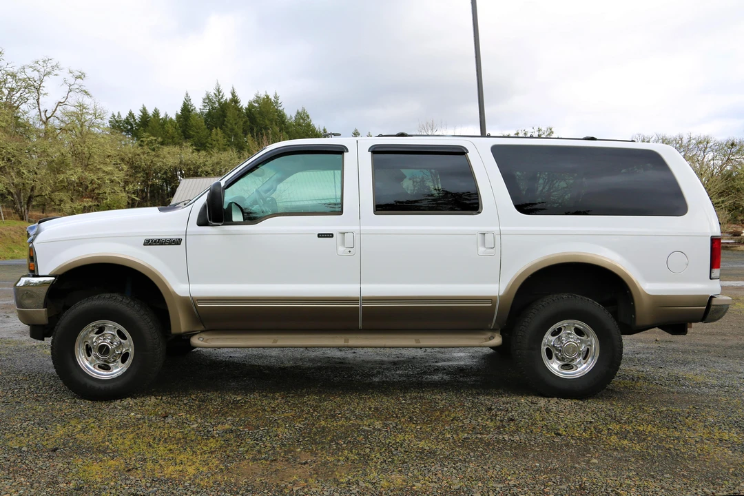 2000 Ford Excursion - Image 3 of 21