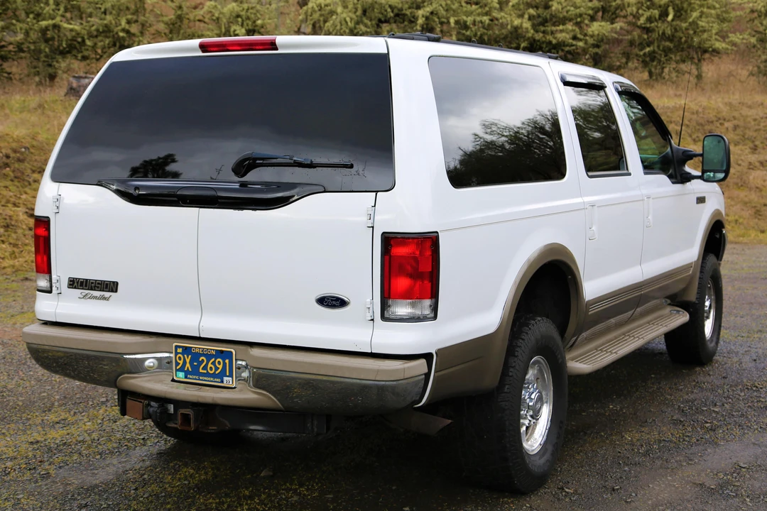 2000 Ford Excursion - Image 4 of 21