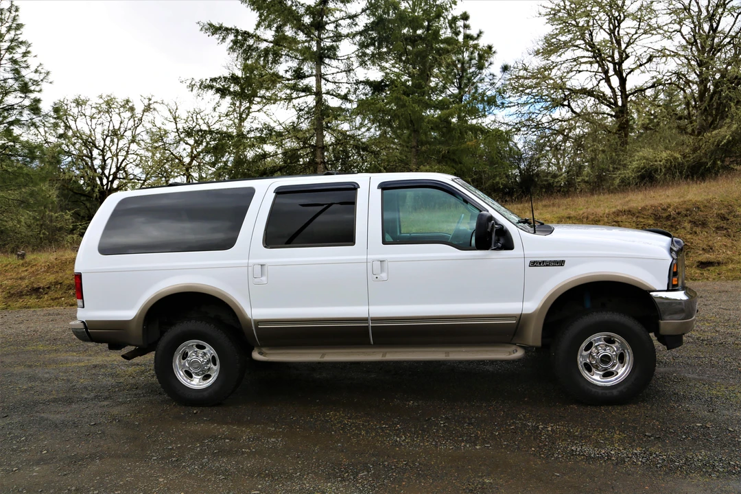 2000 Ford Excursion - Image 17 of 21