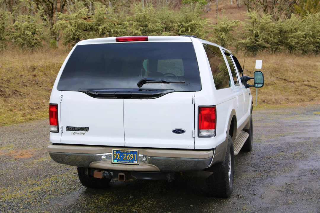 2000 Ford Excursion - Image 14 of 21