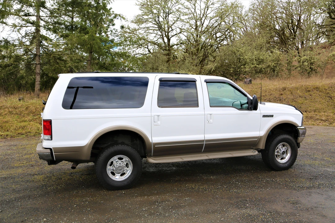 2000 Ford Excursion - Image 16 of 21