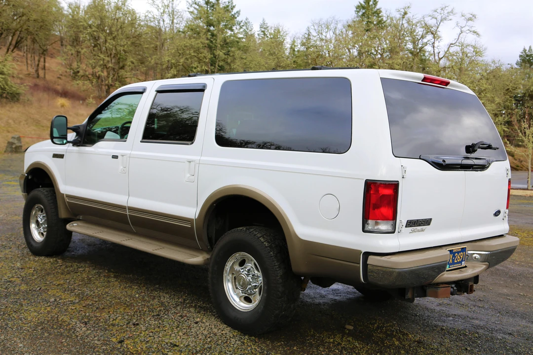 2000 Ford Excursion - Image 12 of 21