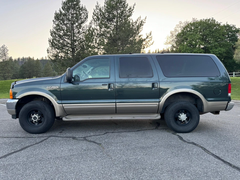 2000 Ford Excursion - Image 7 of 31