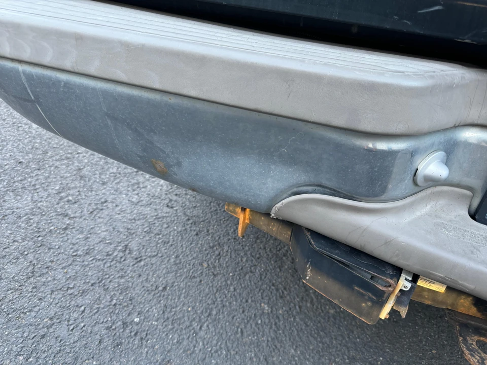 2000 Ford Excursion - Image 25 of 31