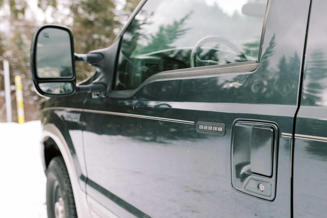 2000 Ford Excursion - Image 21 of 31